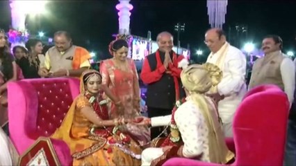 عرس جماعي لأيتام في الهند