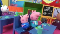 Свинка Пеппа Джордж Обкакался в школе мультфильм из игрушек Peppa Pig