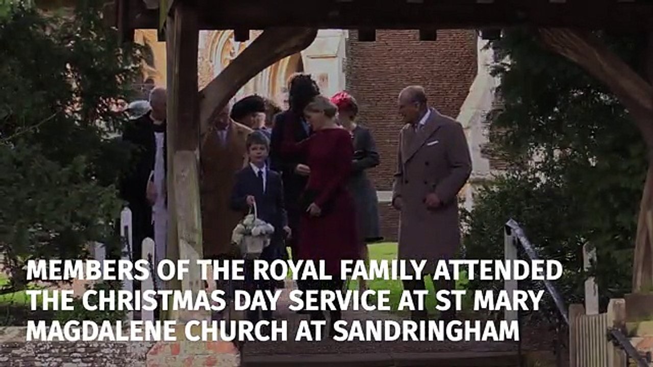 Queen with members of Royal Family Attended the Christmas By Shining News FH