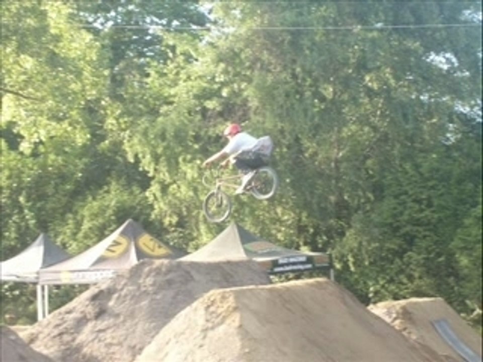 Bmx contest lord of the dirt