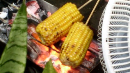 Jagungngya Diolesin Bumbu Dulu Biar Enak