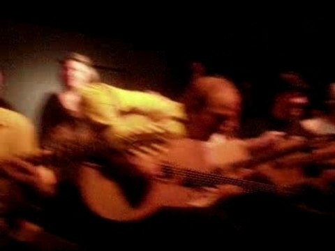 manouch quand tu nous tiens!!