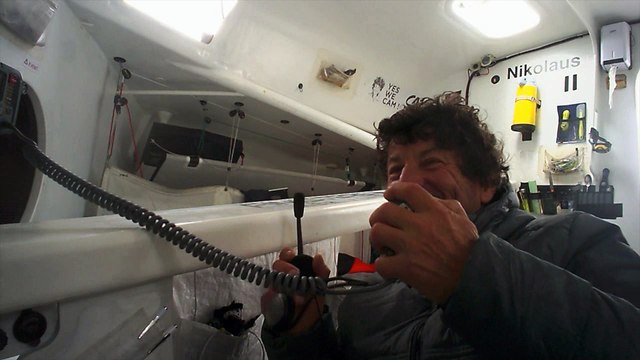 J51 : Jean Le Cam navigue à 14 milles de Yann Eliès / Vendée Globe