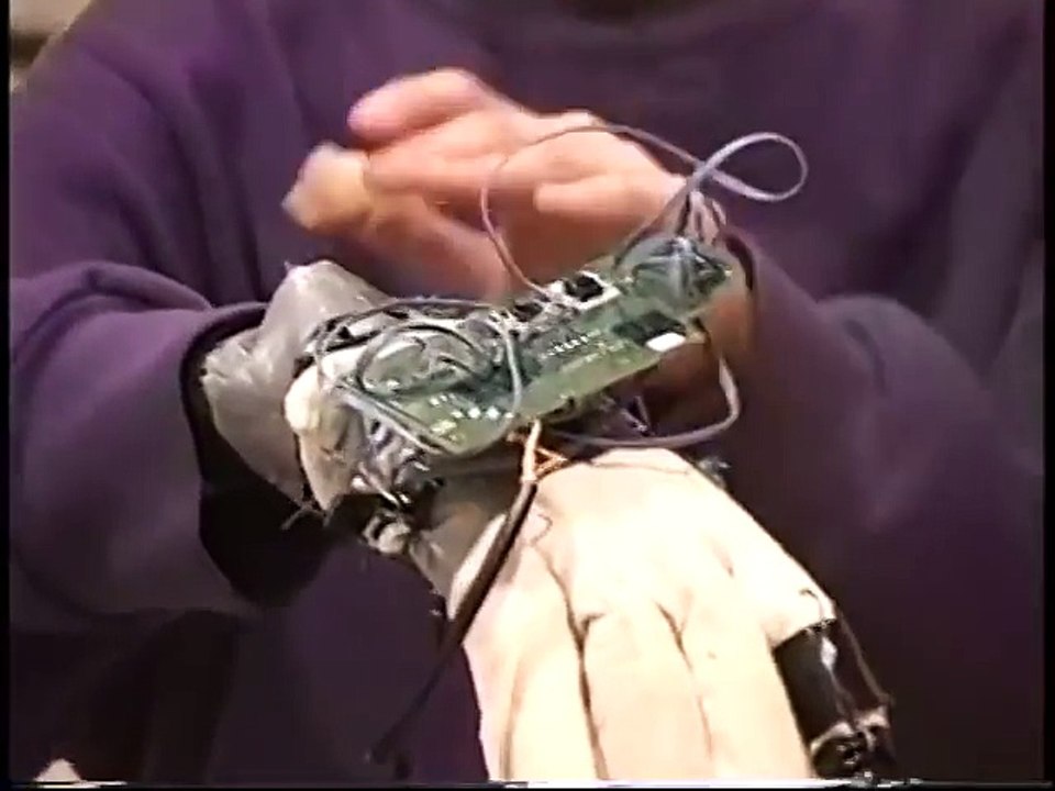 Super Smart Kid Made A VR Headset In 1993