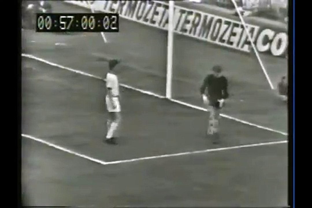 01.05.1968 - 01.05.1968 - 1967-1968 UEFA Cup Winners' Cup Semi Final 1st Leg AC Milan 2-0 Bayern Münih