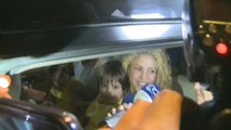 Shakira y Piqué llegan con sus hijos a Barranquilla