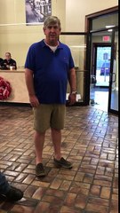 Il offre une moto Harley à son père pour Noël... Quelle surprise!!