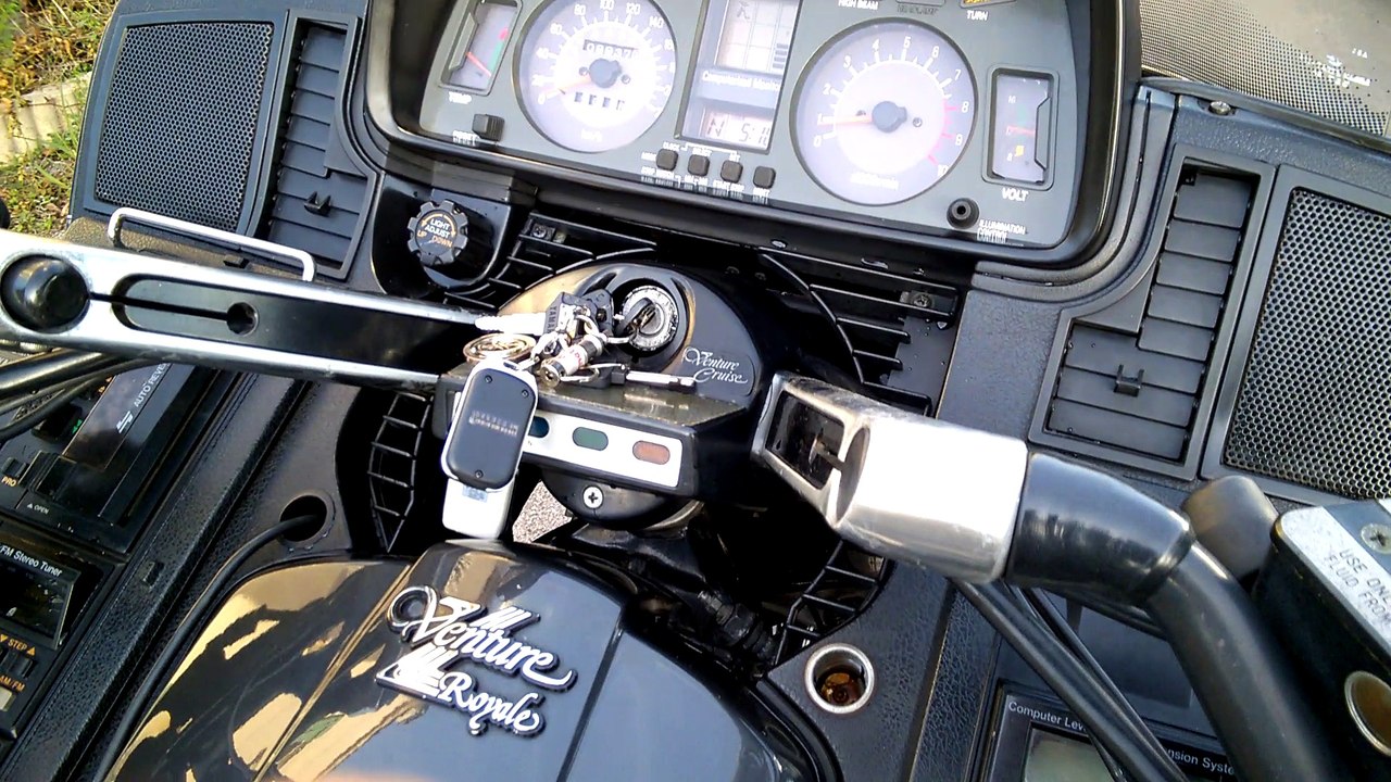 Yamaha Venture Royale   V4
