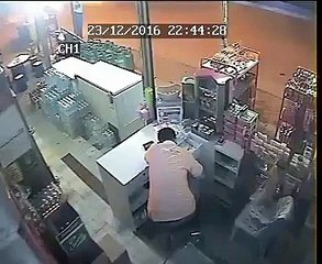 Out of Control Truck Crashes Through Minimart !