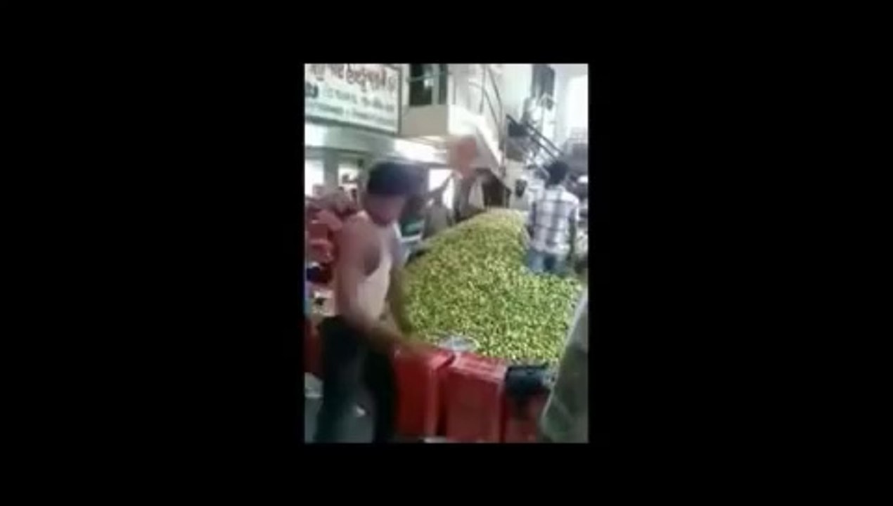 Strange and funny people -- Whatsapp funny Videos 2017