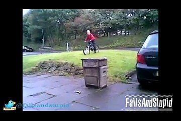 Stupid Kids Fails on Bikes Compilations _ Stupid Kids Drive BMX Bike Fails-M8XkzzkLOFU