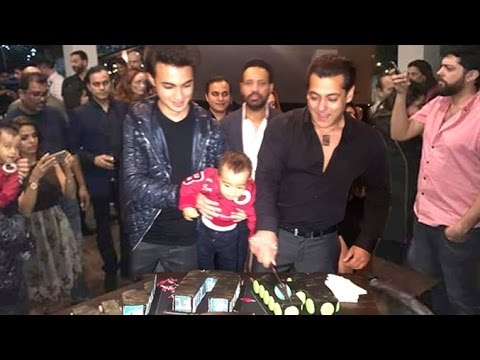 Salman Khan's BIRTHDAY Party 2016 Full Video HD At Panvel Farmhouse-Bipasha,Sohail,Arbaaz