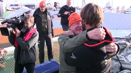 Tour du Monde Sodebo J+50 : l'arrivée à Brest
