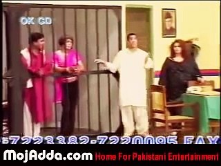 Pakistani stage drama! Full comedy, best of zafri khan and aman ullah;-XrPXqyG18tA