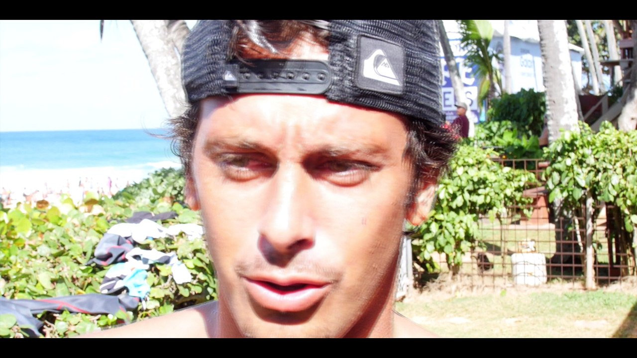 SURF - Sur la vague de Florès - Episode 09 - Billabong Pipe Masters