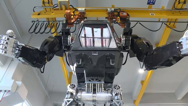 En Corée du Sud, les premiers pas d'un robot géant