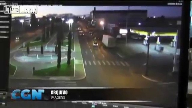 Security camera catches running over cyclis