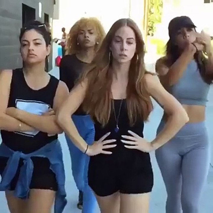 ناوين على حكاية تفرج بعد شصار ههههه