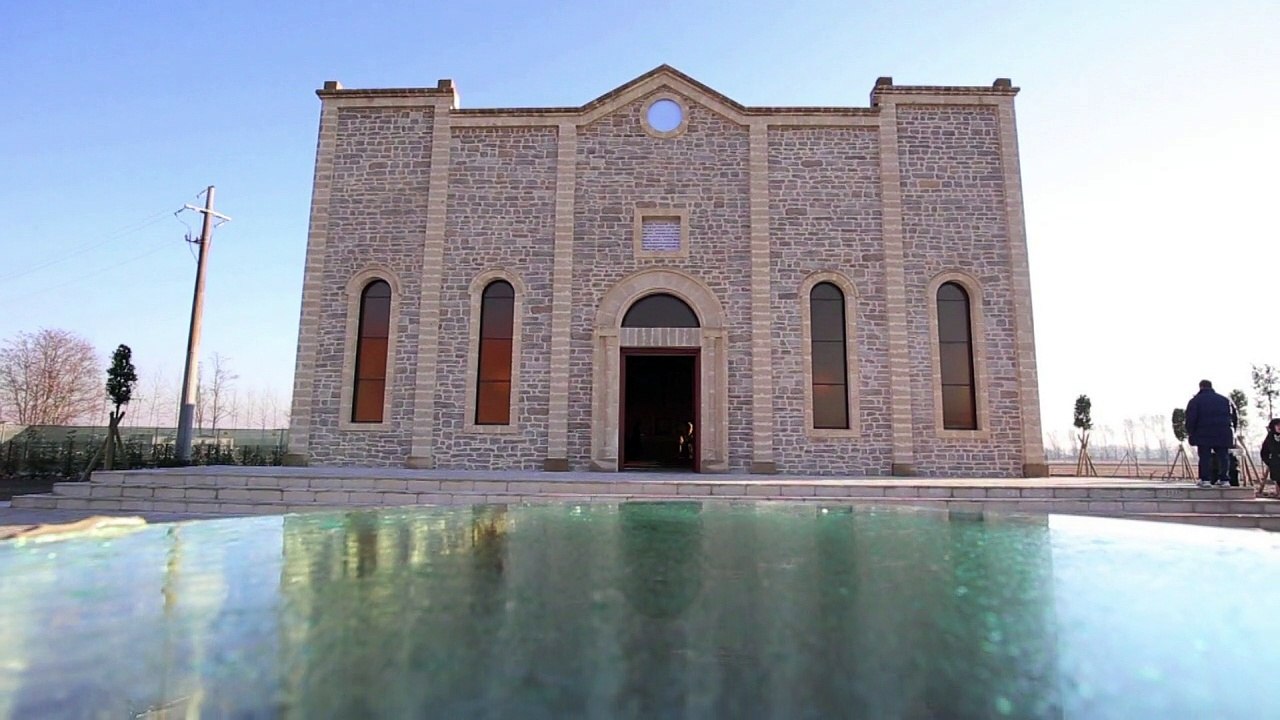Replica of Syrian church razed by IS opens in Italy