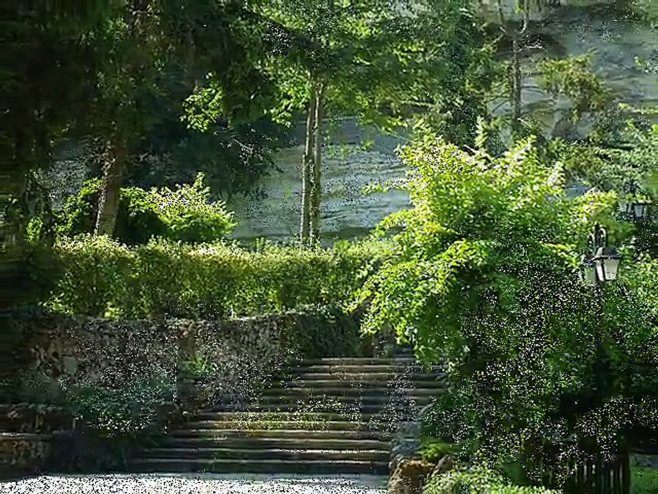 Отдых в Болгарии - скальный монастырь Аладжа