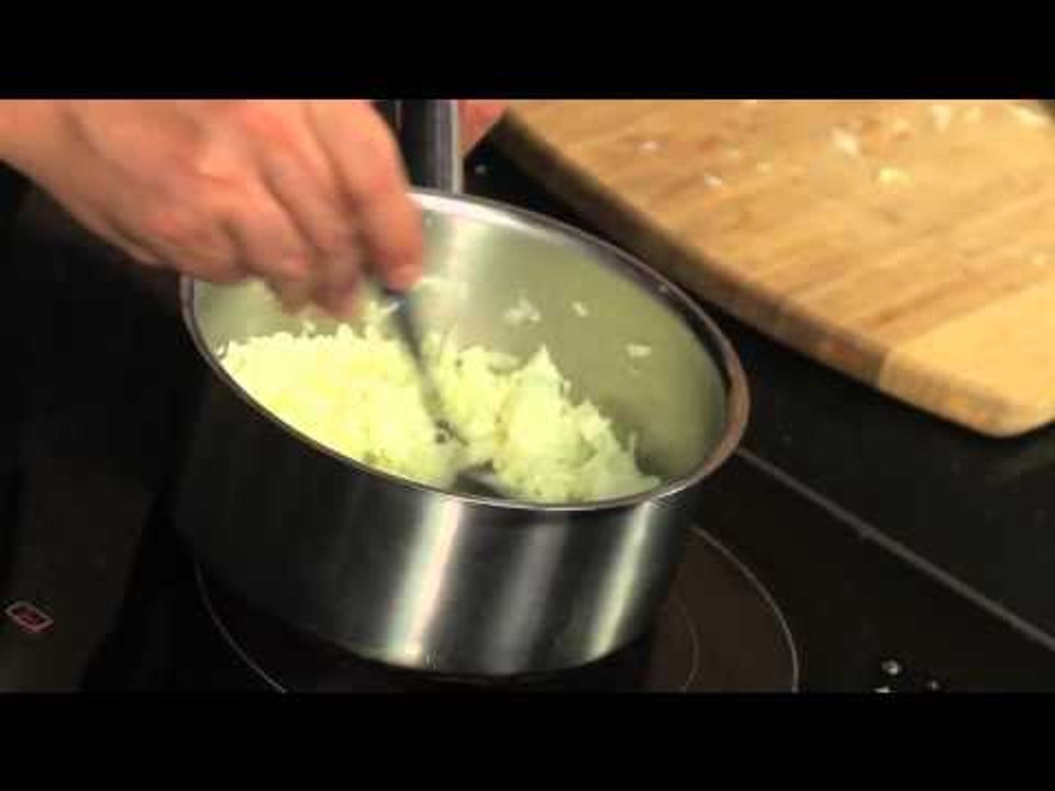 شوربة دجاج بالشعرية - دجاج بصوص الفول السوداني | مطبخ 101 حلقة كاملة