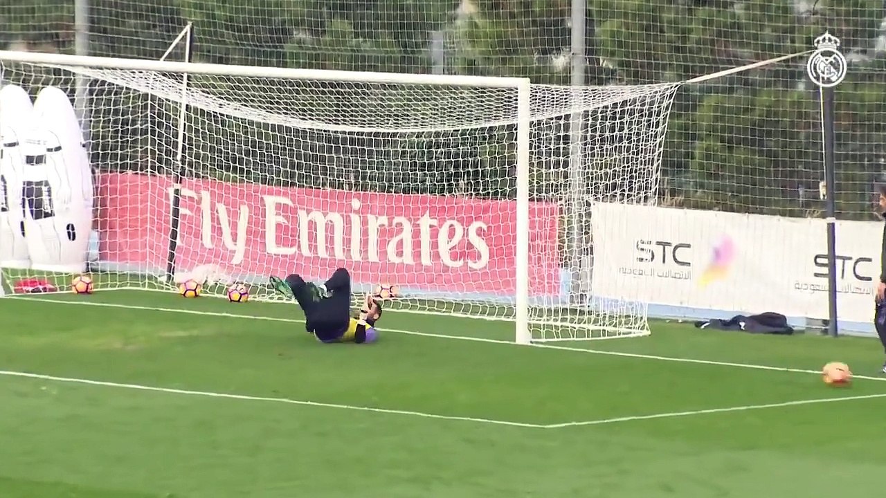 Shooting practice ahead of the derby match!