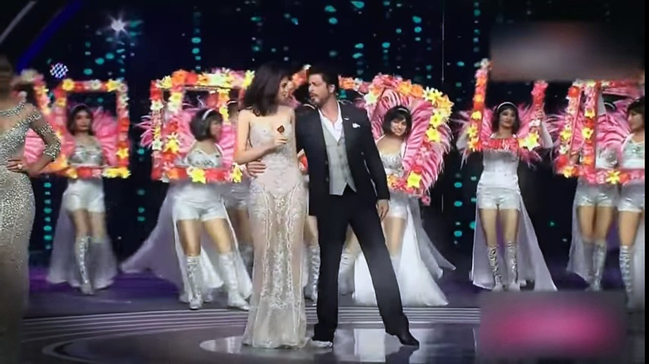 Shahrukh Khan performance in Femina 2016 #SRk