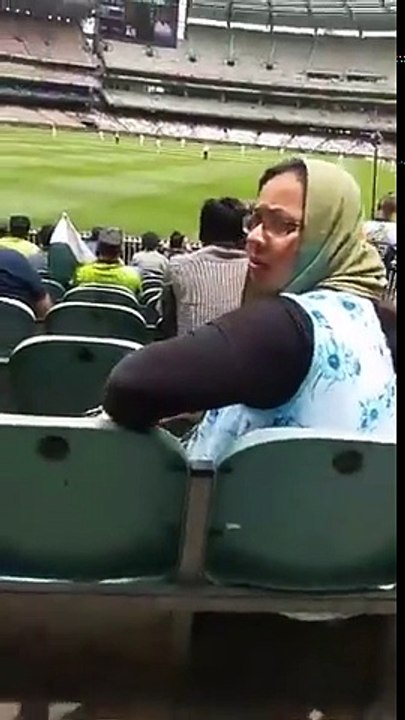 Azhar Ali 205 vs Australia   Australia vs Pakistan 2nd test day 3 Crowd Reaction