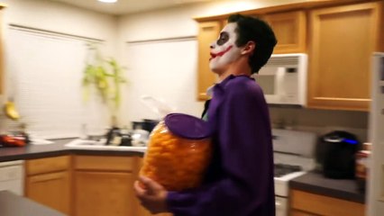 Joker Vs Scream & Giant Teddy Bear & Zombie In Real Life Halloween Fun!