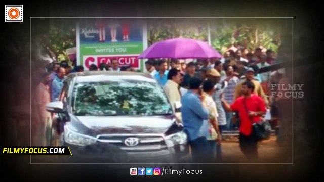 Mammootty And CM At Kairali TV NRI Business Excellence Awards At Dubai More Pictures,Mammootty With CM At Kairali TV NRI Business Excellence Awards At Dubai,Kairali TV NRI Business Excellence Awards At Dubai.,Mammootty with Honourable CM- Felicitated Sanu