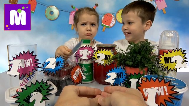 Коктейль ЧЕЛЛЕНДЖ а Кати и Макса Простокваша Укроп и маслины с клубничным компотом Мурка пробует cocktail видео канал