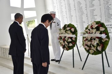 A Pearl Harbor, le Japon rend hommage mais ne s'excuse pas