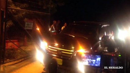 Shakira llega a Barranquilla con Piqué y sus hijos-tTt2rIOq_LA