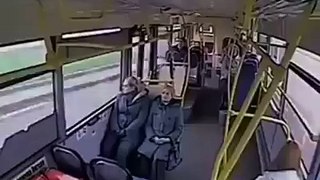 Very Dangerous Bus Accident