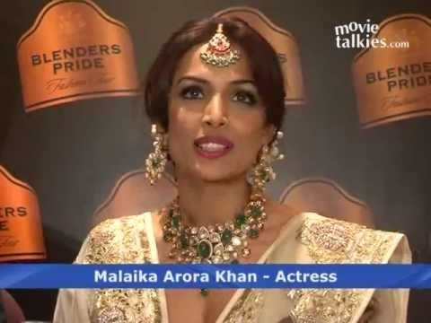 Kareena Kapoor, Priyanka Chopra, Madhuri Dixit and Sushmita Sen Wish A Very Happy Diwali