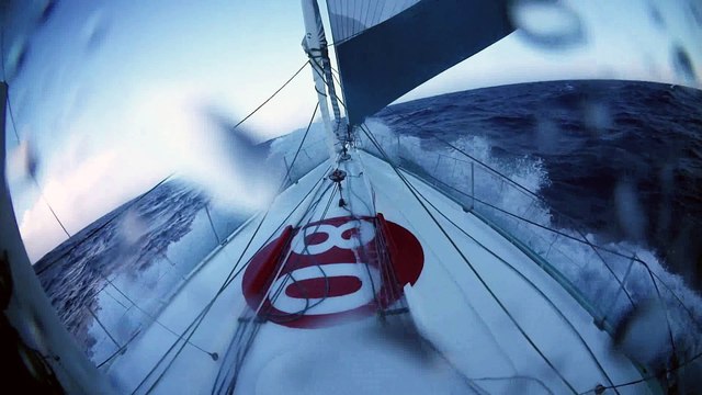 D52 : Rough conditions for Conrad Colman / Vendée Globe