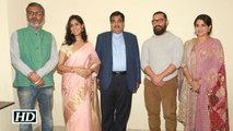 Aamir hosts ‘Dangal’ screening for friends in Delhi