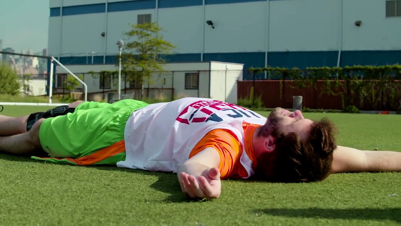 EPIC CROSSBAR CHALLENGE _ Brodie Smith vs. F2Freestylers