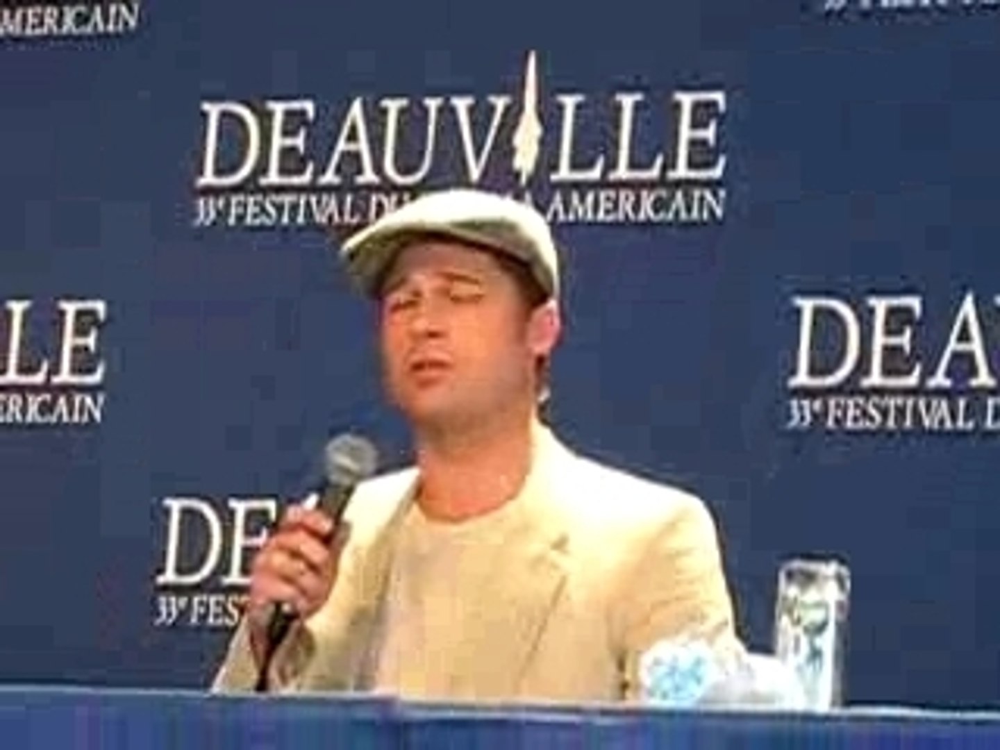 ⁣Brad PITT - Deauville conférence