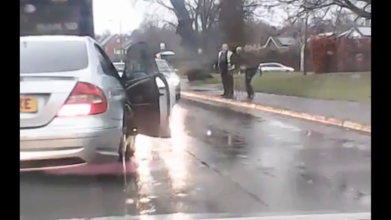 Man For the car and the Something Strange to the Police Officer and Pass Beat