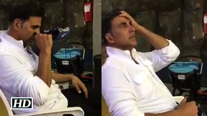 When Akshay smells his SNEAKERS | Funny Video