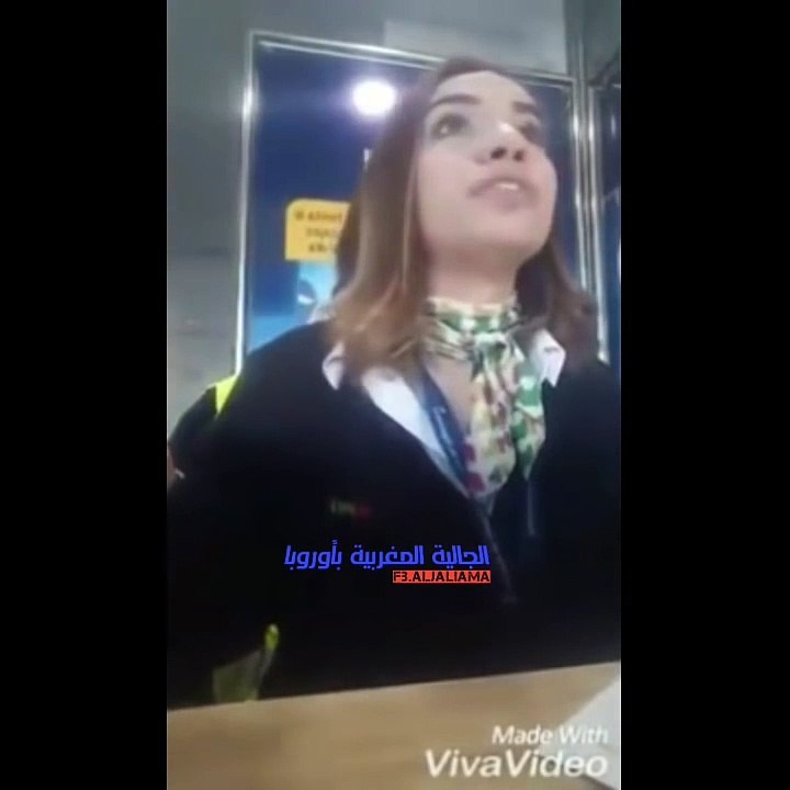 طانجوية تلقن صحراوي درسا لن ينساه حول مغربية الصحراء-qMGc32XE_JQ