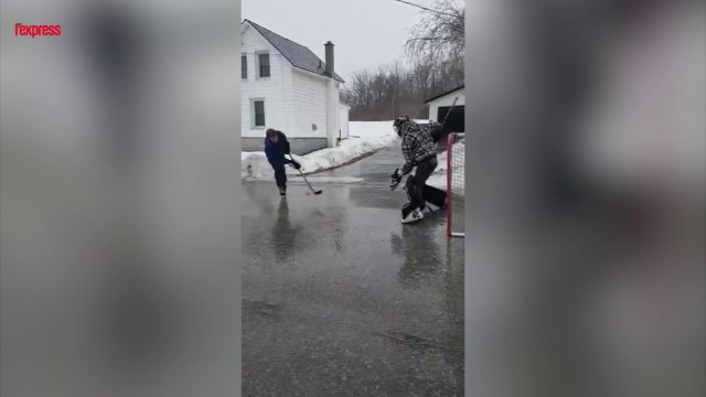 Les Canadiens font du patin à glace sur les routes verglacées