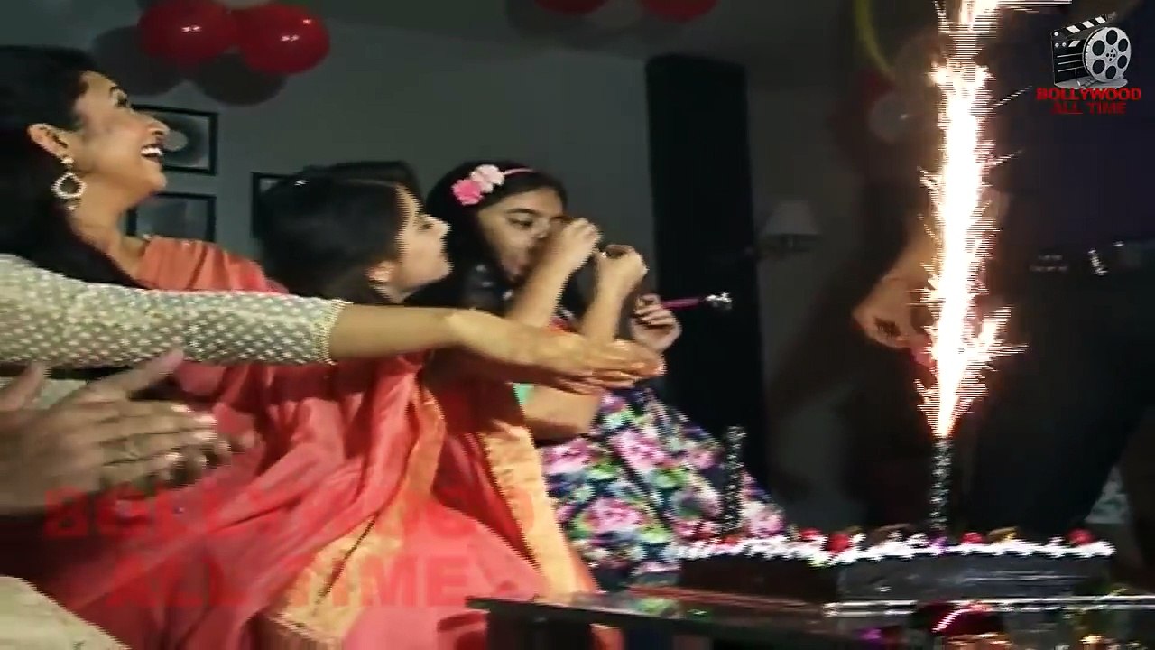 Yeh Hai Mohabbatein - 28th December 2016   Ruhi - Ruhanika Dhawan Birthday Party 2016