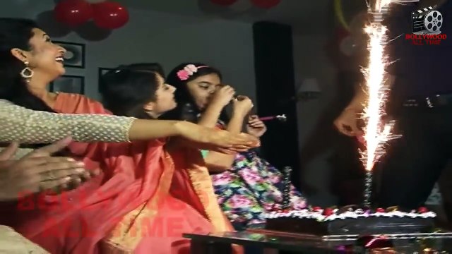 Yeh Hai Mohabbatein - 28th December 2016 Ruhi - Ruhanika Dhawan Birthday Party 2016