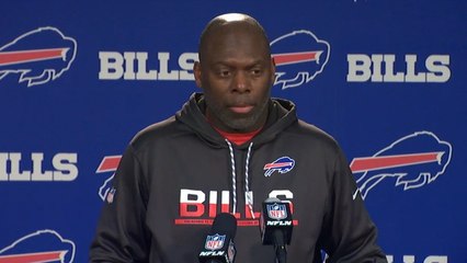 Bills interim head coach Anthony Lynn addresses the media