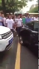 Ce gars est le plus fou du monde