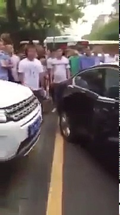 Ce gars est le plus fou du monde