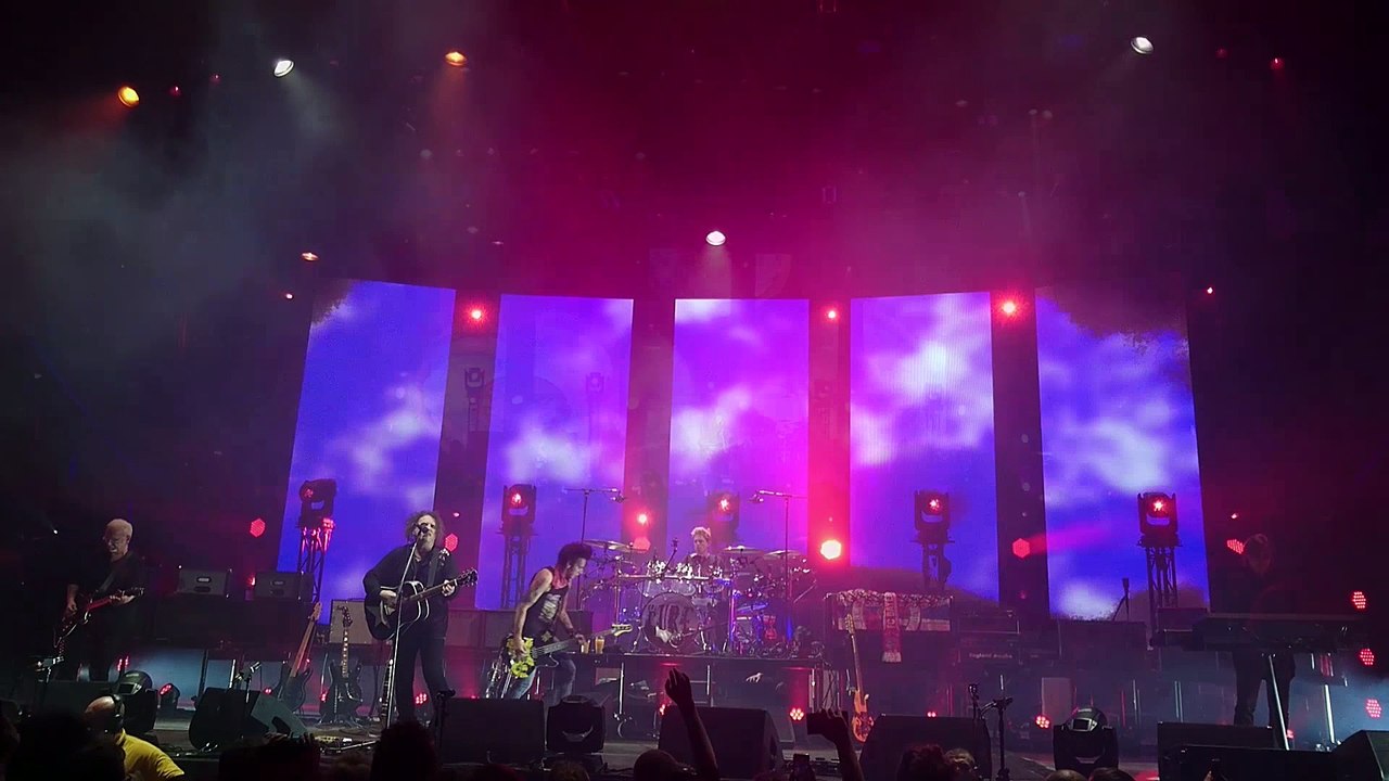 THE CURE ŁÓDŹ MULTICAM ENG TEASER