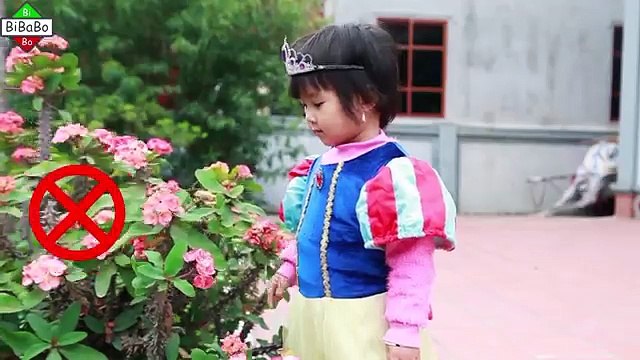 Frozen Elsa vs Spiderman Joker Santa Claus Police kids & Police Arrest! Superman kids Fun